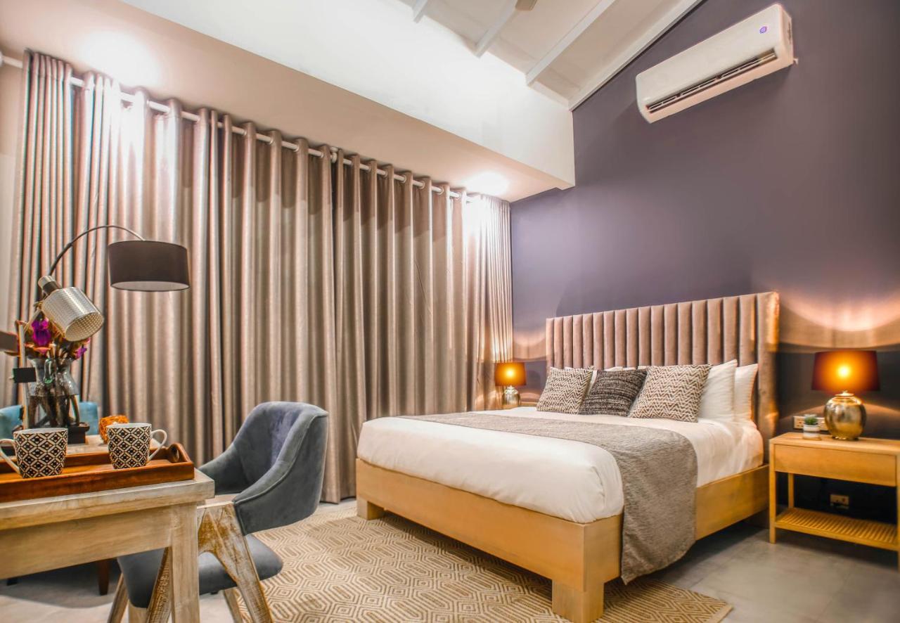 The Niche Hikkaduwa - 10 Minutes To The Beach Bagian luar foto