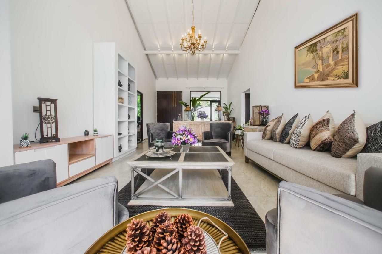 The Niche Hikkaduwa - 10 Minutes To The Beach Bagian luar foto