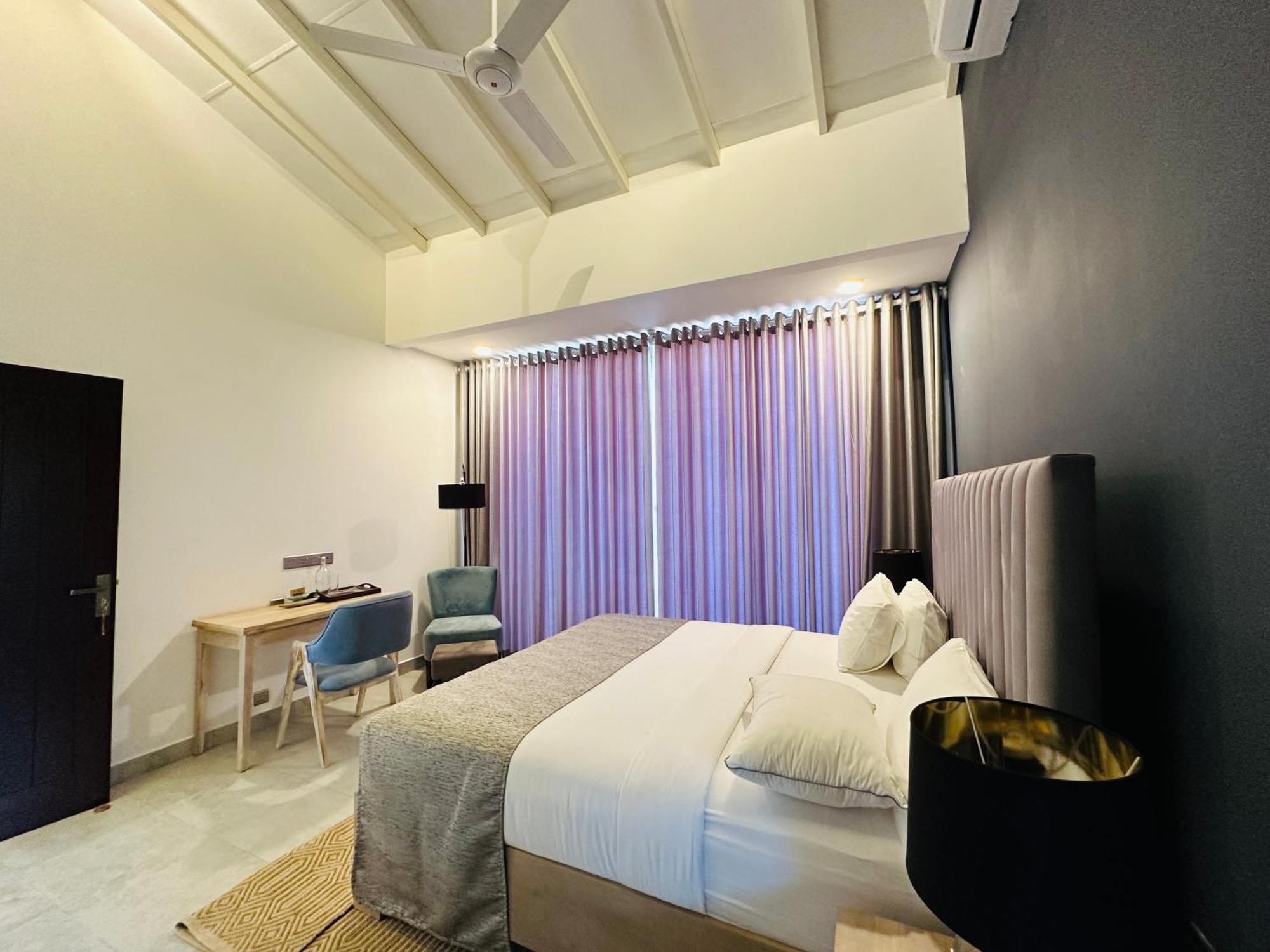 The Niche Hikkaduwa - 10 Minutes To The Beach Bagian luar foto